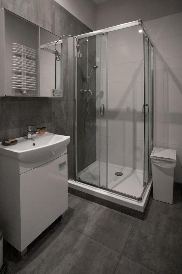 Apartament Apretura By Good Time 우치 외부 사진