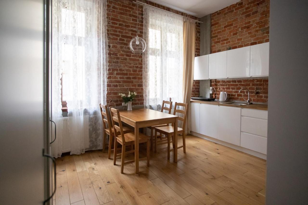 Apartament Apretura By Good Time 우치 외부 사진